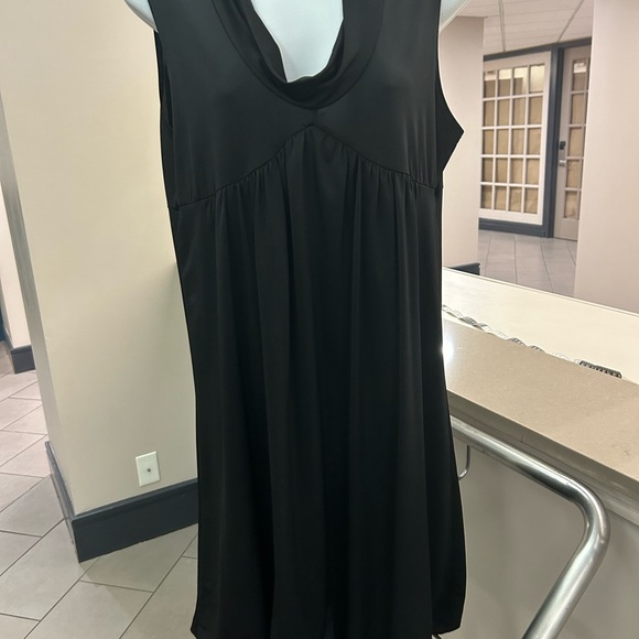 Newport Elegant Black Dress-large - Picture 1 of 5